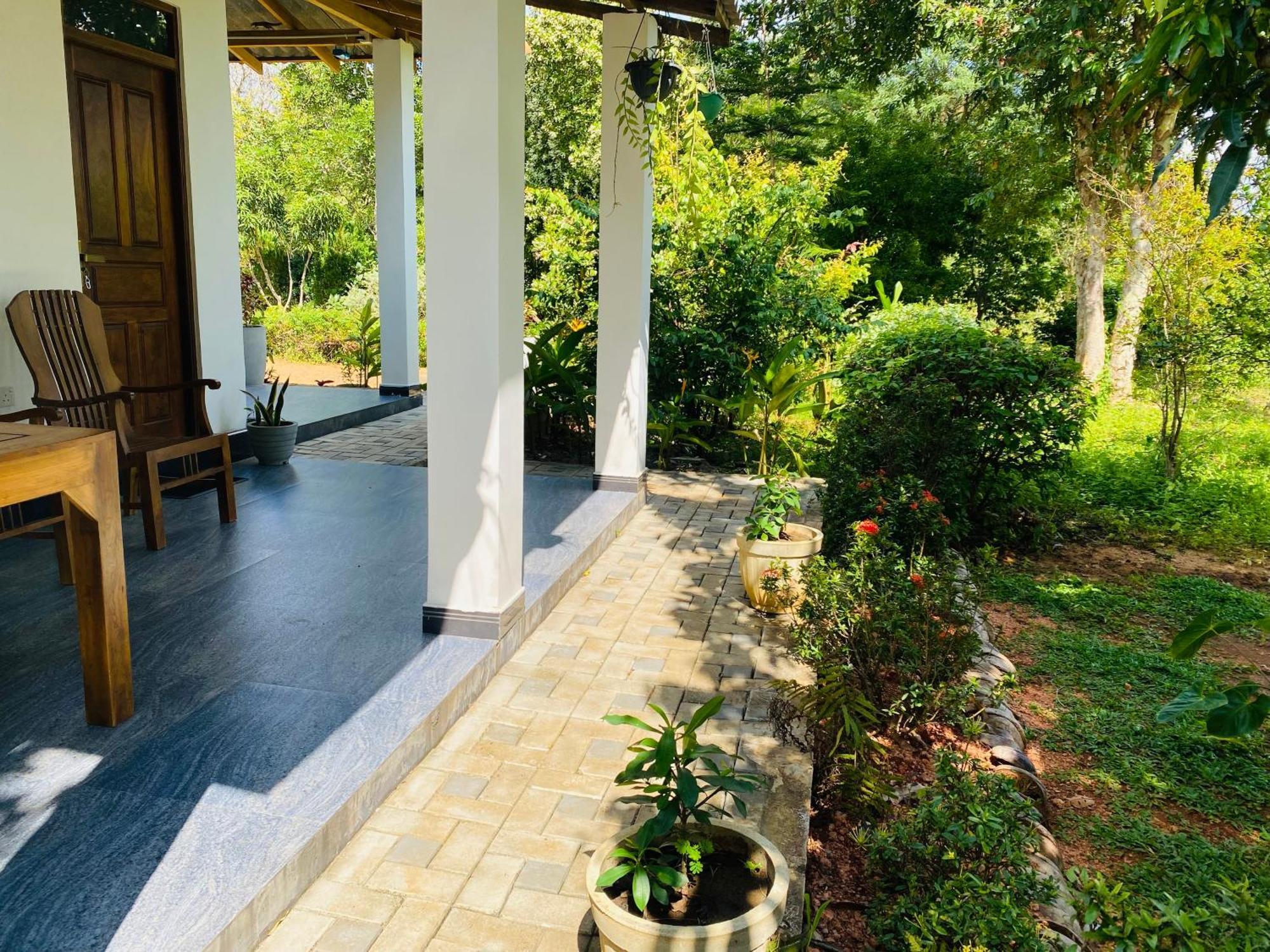 Fairview Dill Homestay Sigiriya Bagian luar foto